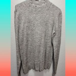 Liz Claiborne size small heather grey sweater.